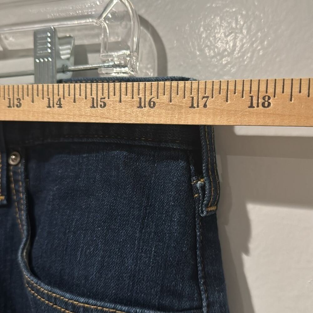 Carharrt Rugged Flex Straight Fit Men's Jeans 34x30
Business Casual Construction - Picture 4 of 11